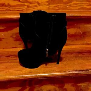 Petite boots